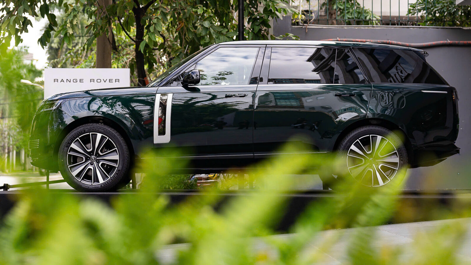 sv11 Range Rover SV - Khi tính cá nhân hóa được nâng tầm
